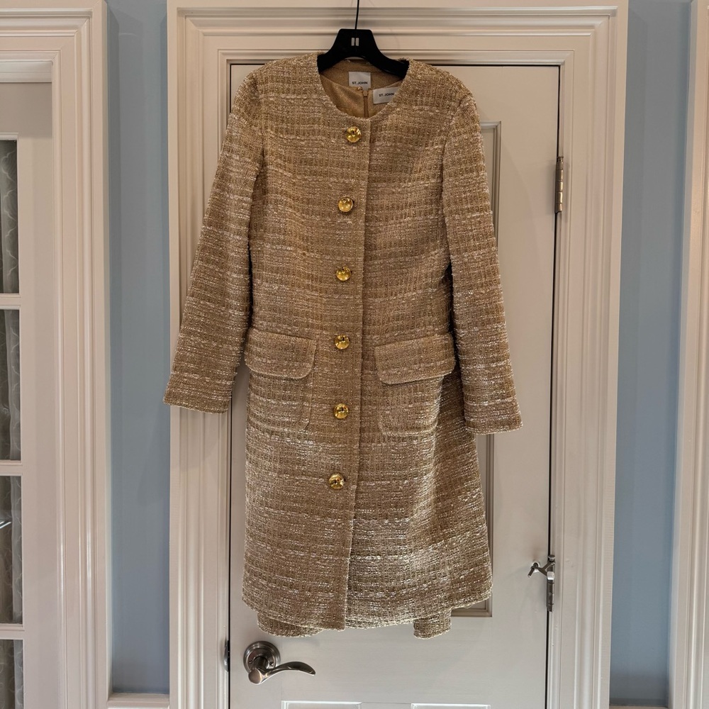Gold Tweed St. John Jacket Size 10 and Shift Dress Size 12 Matching Set
